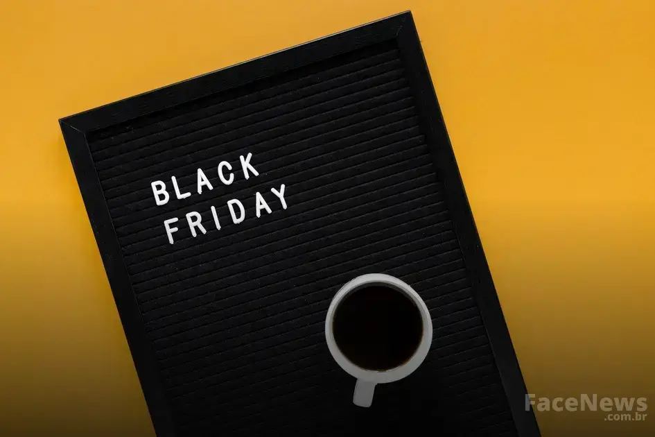 Descubra onde encontrar sandálias em promoção na Black Friday