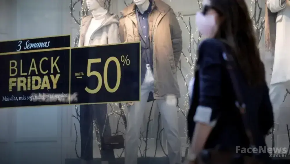Encontre descontos imperdíveis em sandálias nesta Black Friday.