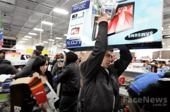 Por que aproveitar as promoções de cropped na Black Friday