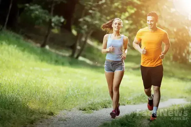 Variações criativas para o mousse de morango diet