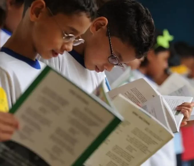 Estrategias Efetivas para Professores Livros x Criancas