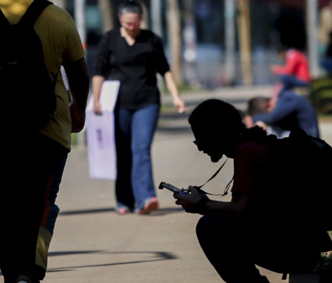 Alarmante 1 em 5 jovens brasileiros de 15 a 29