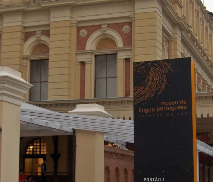 Inauguracao da feira mensal de troca de livros no Museu