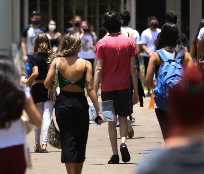 MEC lanca edital de inscricoes para o Fies Confira